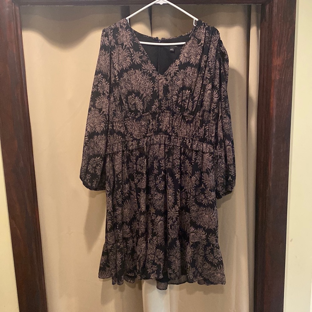 Ann Taylor long sleeve dress
